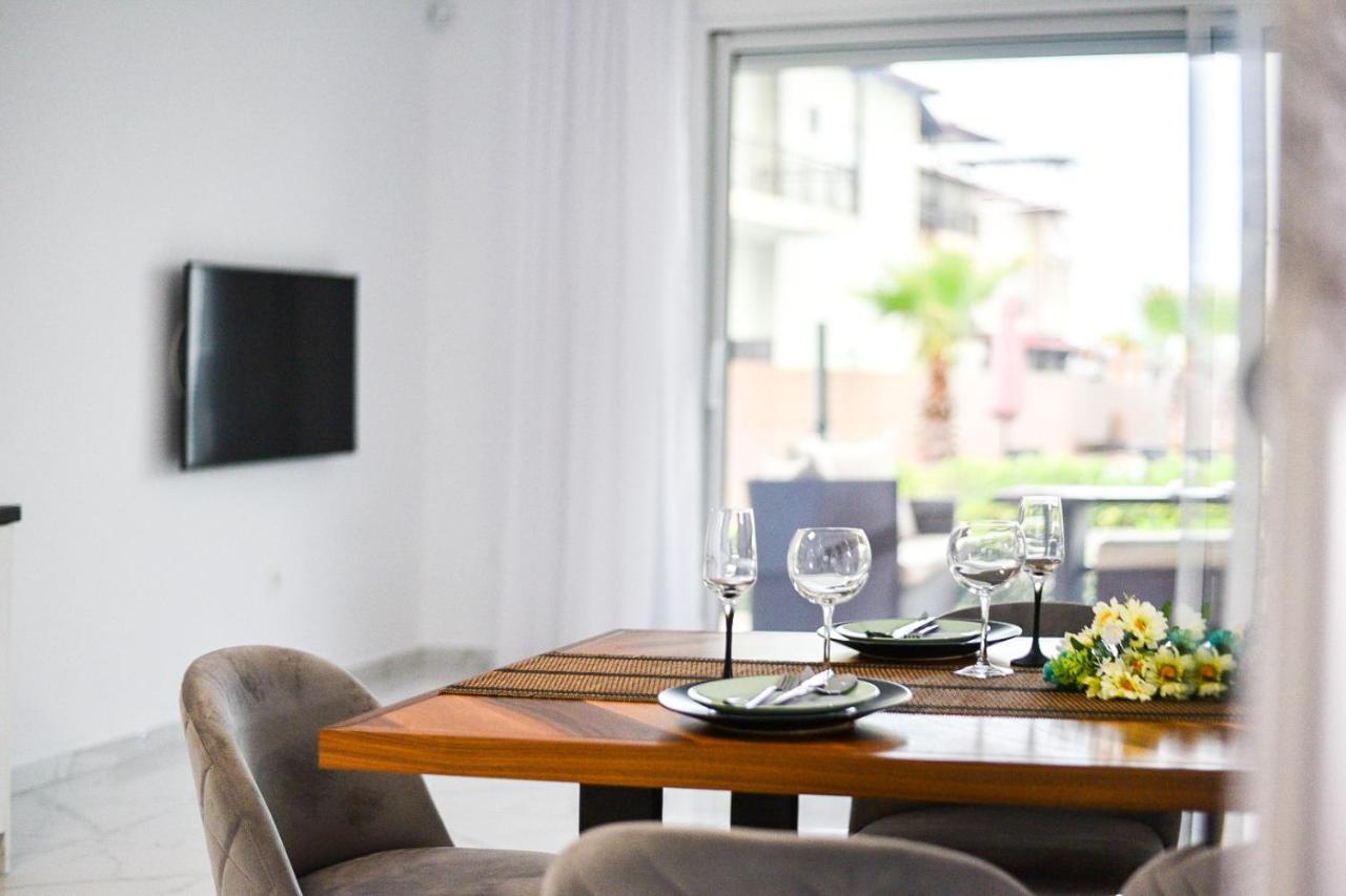 Acrotel Porto Brava Luxury Villas 奥马斯帕纳吉亚斯 外观 照片