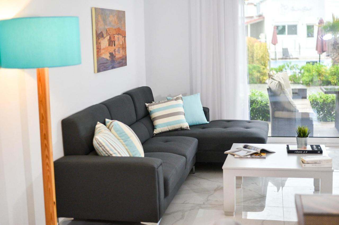 Acrotel Porto Brava Luxury Villas 奥马斯帕纳吉亚斯 外观 照片